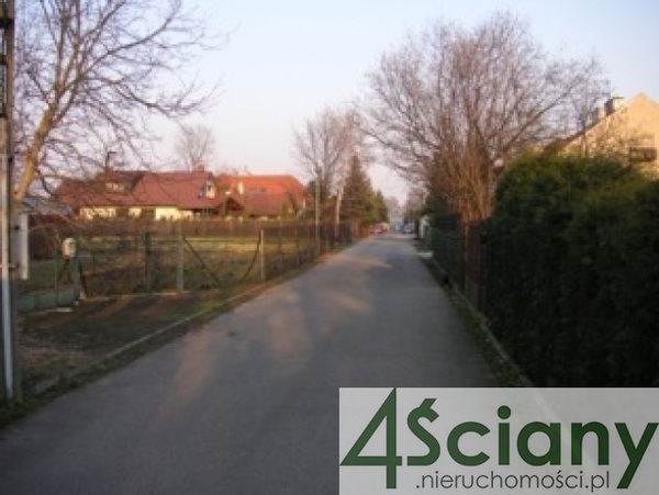 Działka 1988 m2 w WARSZAWA