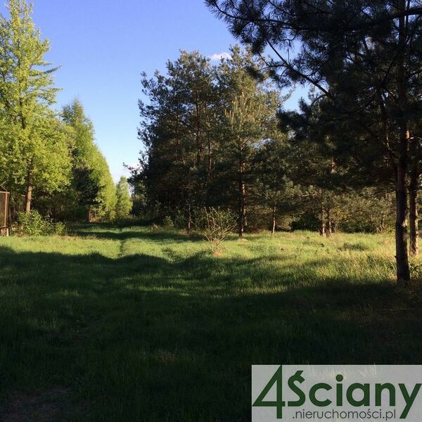 Działka 1390 m2 w ŻABIA WOLA