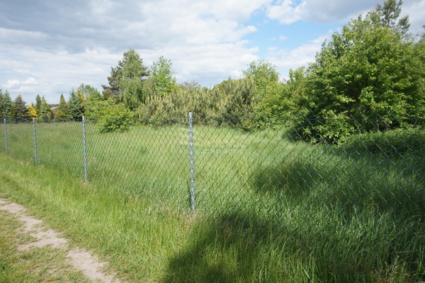 Działka 2500 m2 w DOBROŃ