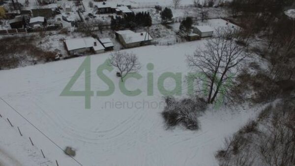 Działka 8157 m2 w PIASECZNO