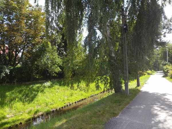 Działka 1065 m2 w WARSZAWA