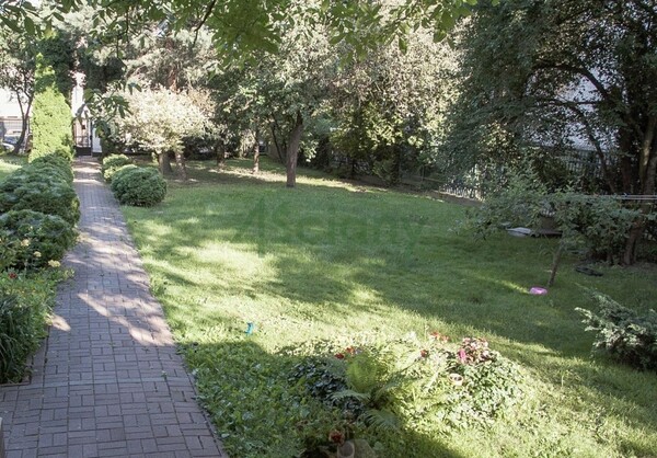 Działka 976 m2 w WARSZAWA