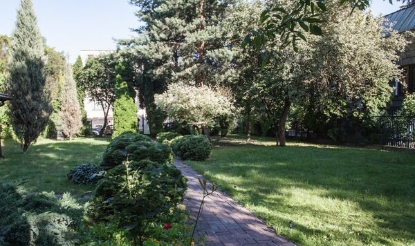 Działka 976 m2 w WARSZAWA