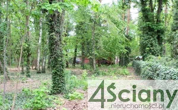 Działka 2313 m2 w PODKOWA LEŚNA