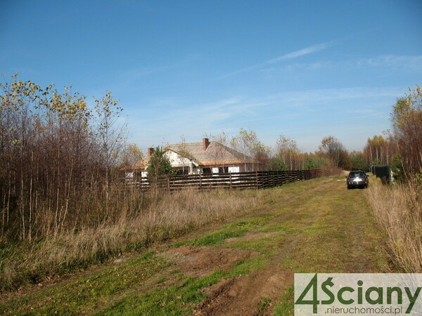 Działka 4053 m2 w PUSZCZA MARIAŃSKA