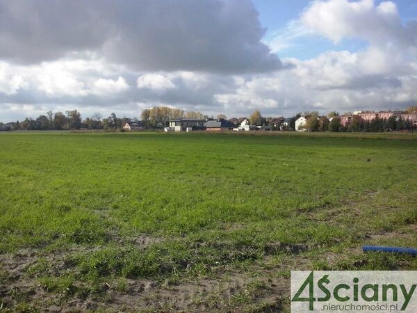 Działka 1209 m2 w RASZYN