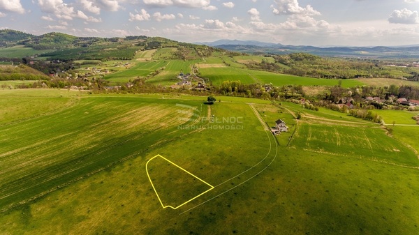 Działka 1756 m2 w KŁODZKO