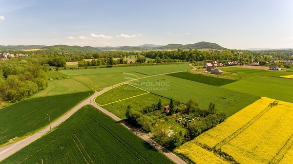 Działka 1800 m2 w KŁODZKO