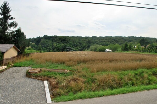 Działka 1044 m2 w GNOJNIK