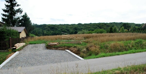 Działka 1044 m2 w GNOJNIK