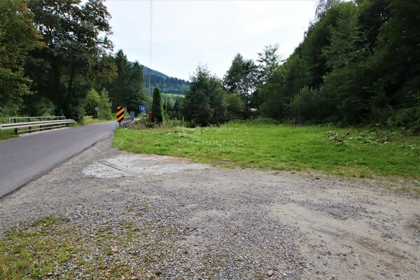 Działka 1991 m2 w BRENNA