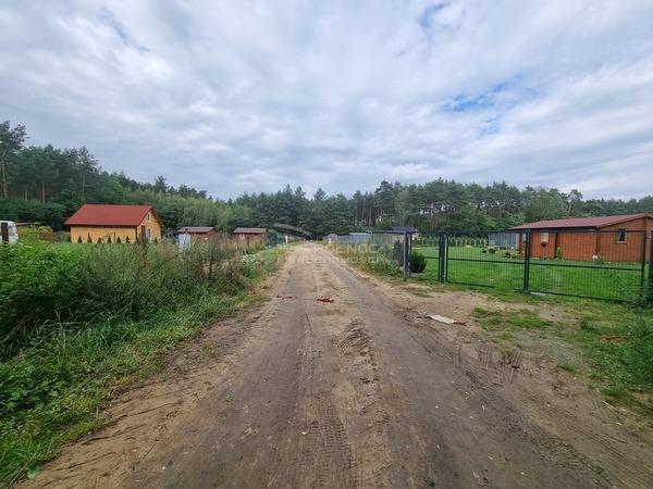 Działka 1124 m2 w DALIKÓW