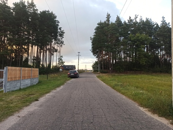 Działka 1008 m2 w TŁUSZCZ