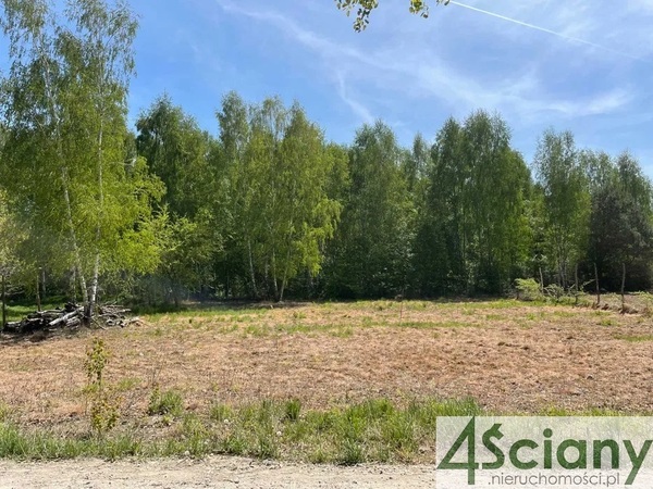 Działka 1350 m2 w ŻABIA WOLA