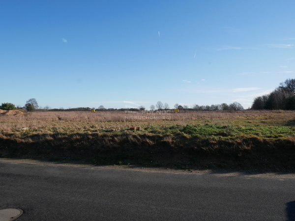 Działka 1024 m2 w BOLESŁAWIEC