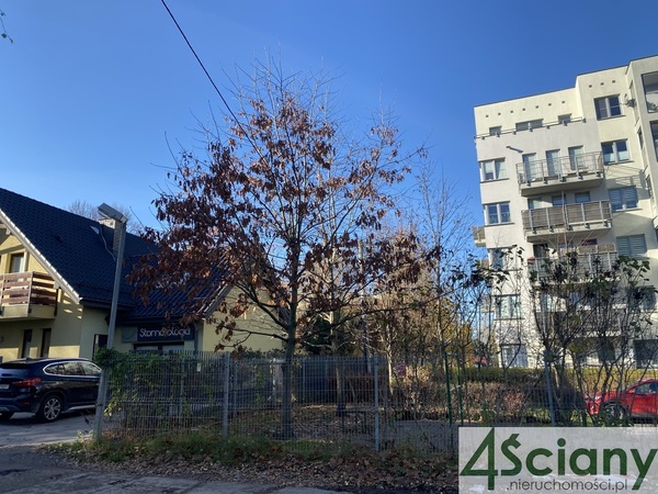 Działka 712 m2 w WARSZAWA