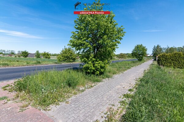 Działka 1063 m2 w Nowa Wieś Ujska