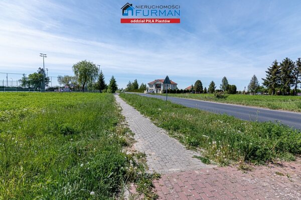 Działka 1063 m2 w Nowa Wieś Ujska