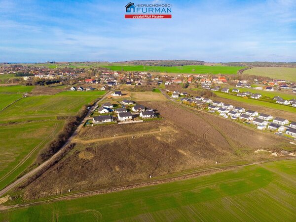 Działka 728 m2 w Szydłowo