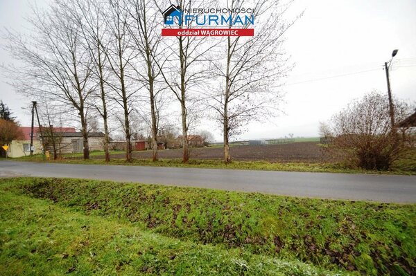 Działka 1000 m2 w Łaziska