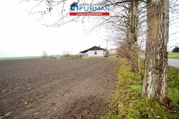 Działka 1000 m2 w Łaziska