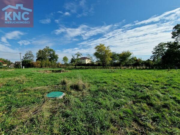 Działka 2400 m2 w brzeski