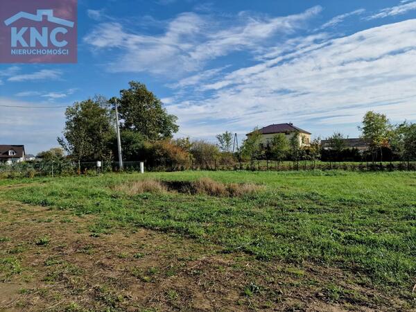 Działka 2400 m2 w brzeski