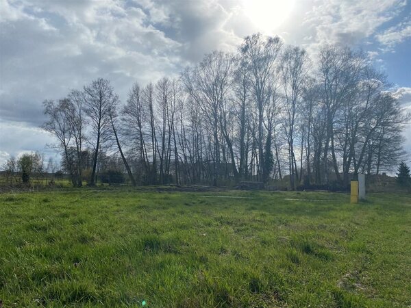 Działka 819 m2 w Sławoszewo