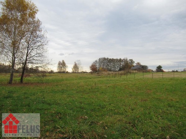 Działka 1300 m2 w Rączna