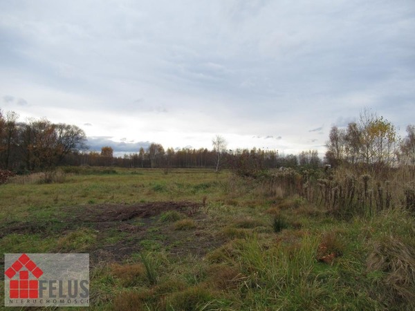 Działka 1300 m2 w Rączna