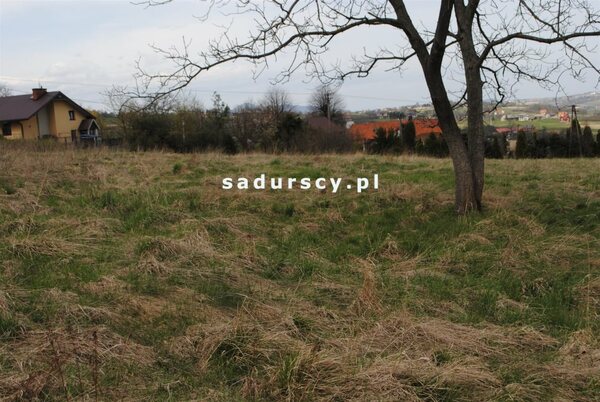 Działka 2700 m2 w Szyk