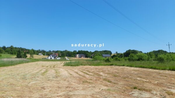 Działka 1400 m2 w Głogoczów