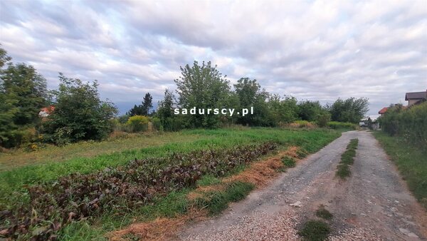 Działka 3700 m2 w Miechów