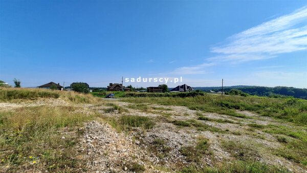 Działka 8100 m2 w Zadroże