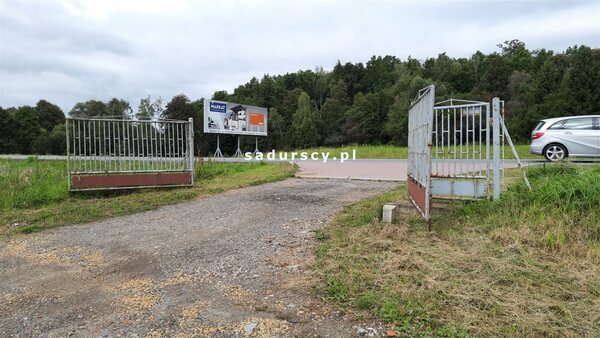 Działka 4500 m2 w Głogoczów