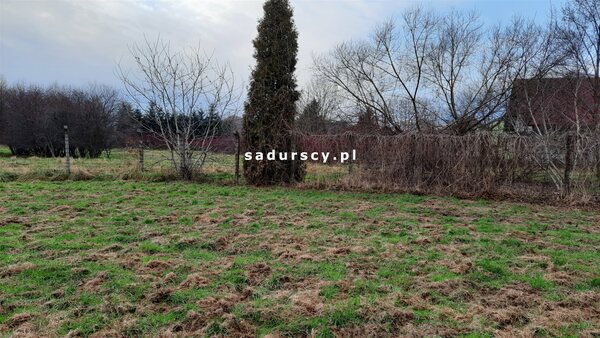 Działka 1441 m2 w Morawica